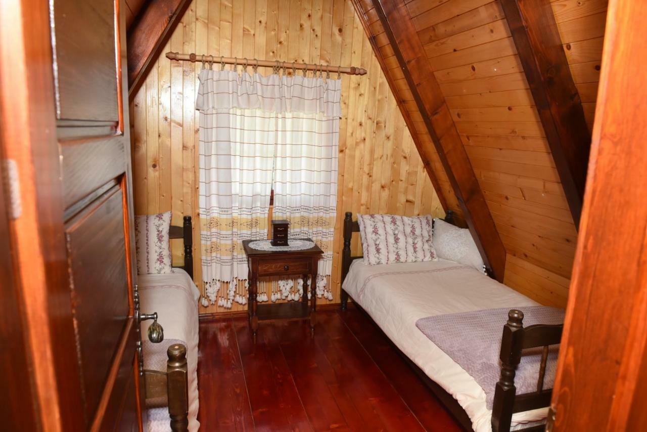 Visnjin Dom Villa Divcibare Bagian luar foto
